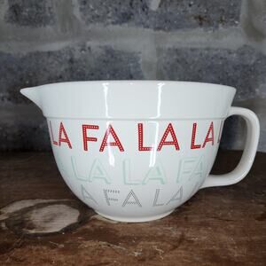 the BAKE SHOP by Masterclass Fa La La La batter mixing bowl handle 2 quart